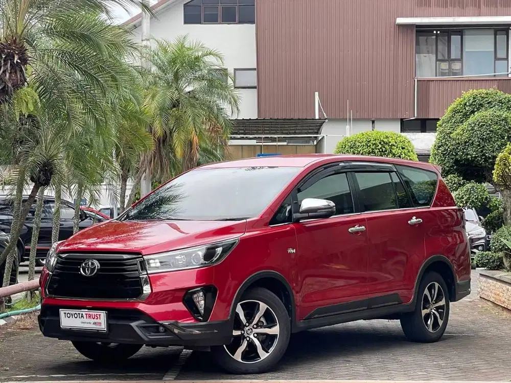 TOYOTA INNOVA VENTURER 2.0 AT BENSIN 2021