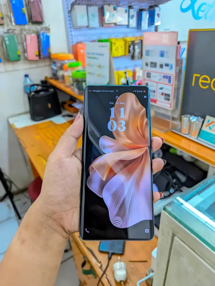 JUAL AJA VIVO V30 5G 8/256 PEMAKAIAN PRIBADI KONDISI MULUS