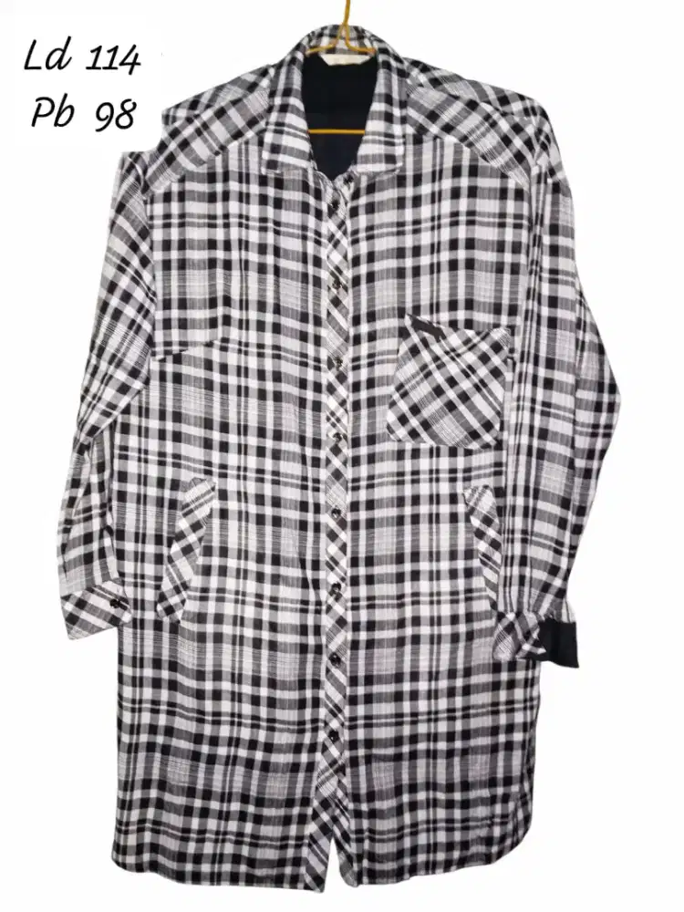 Baju Kemeja Atasan Wanita