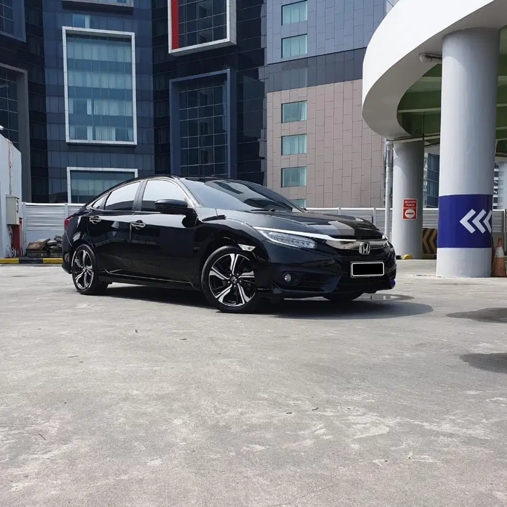 TDP 30 JT Honda Civic 1.5 Turbo ES Sedan At 2017