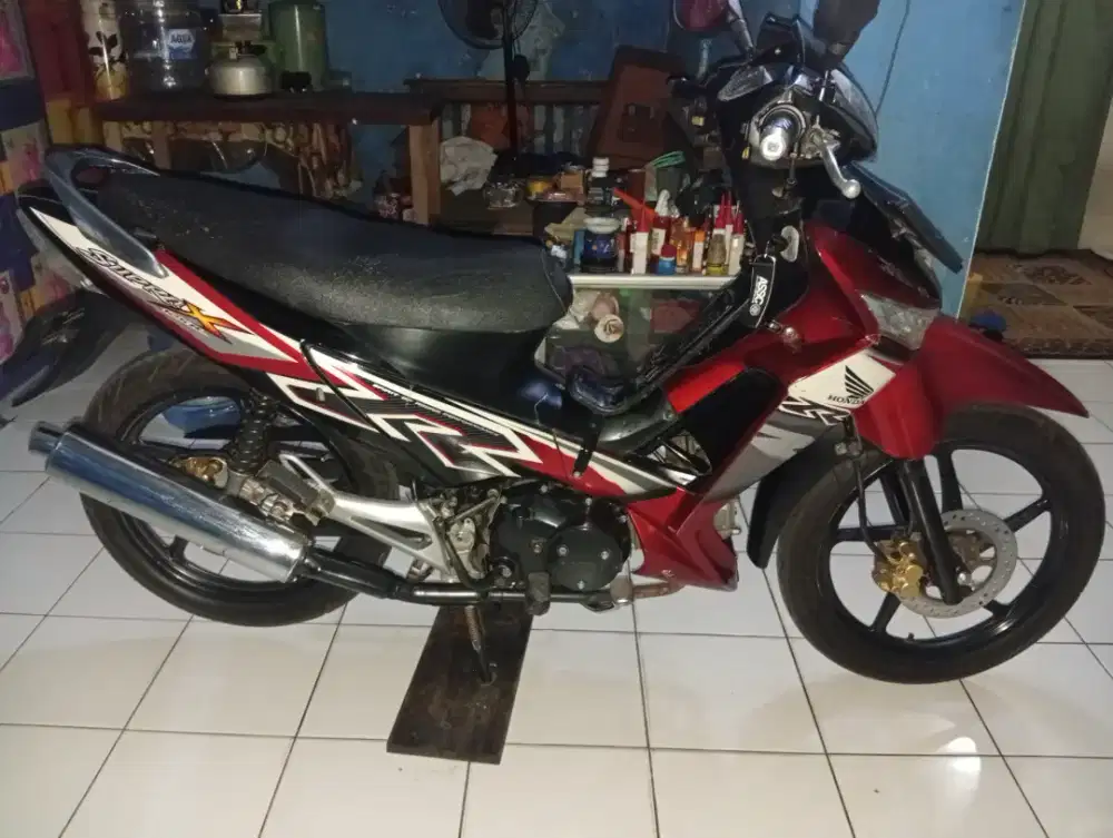 SUPRA X 125 DD KARBU 2011