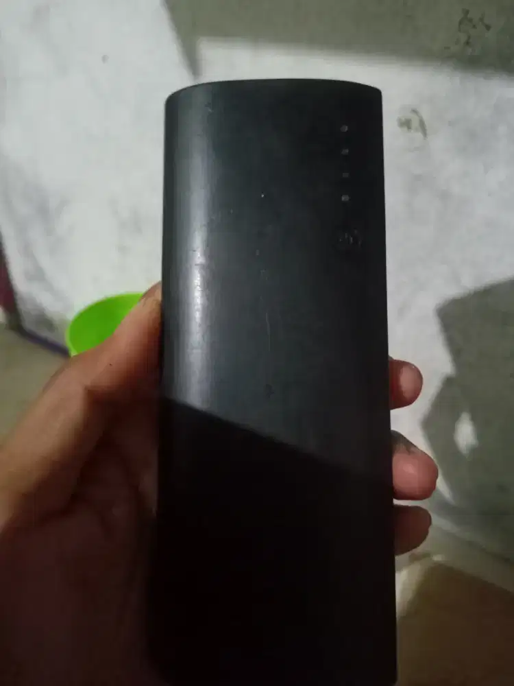 Power bank lubang 3.agak besar