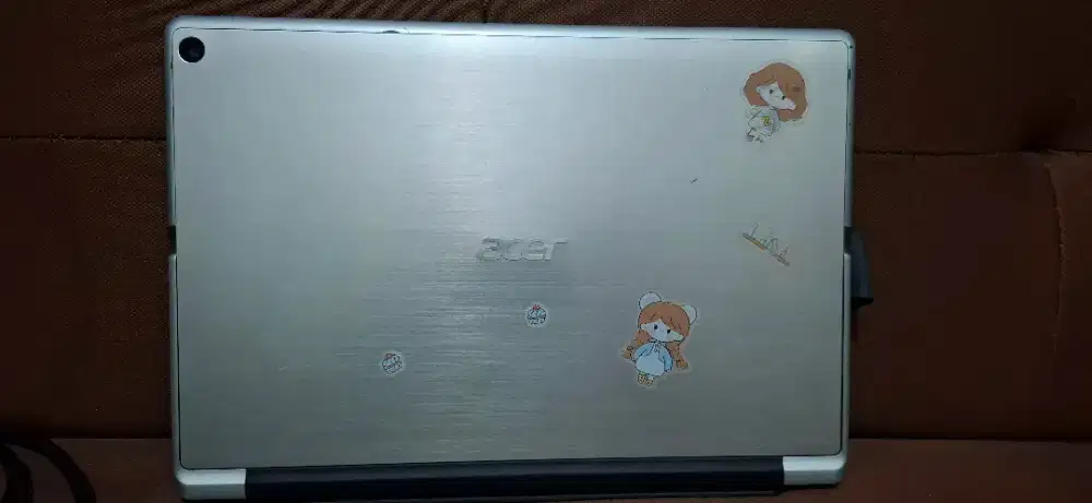 Laptop acer switch alpha 12