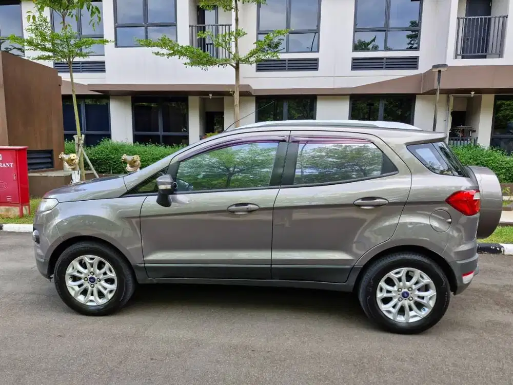 FORD ECOSPORT TITANIUM (Tipe Tertinggi) Tahun 2015