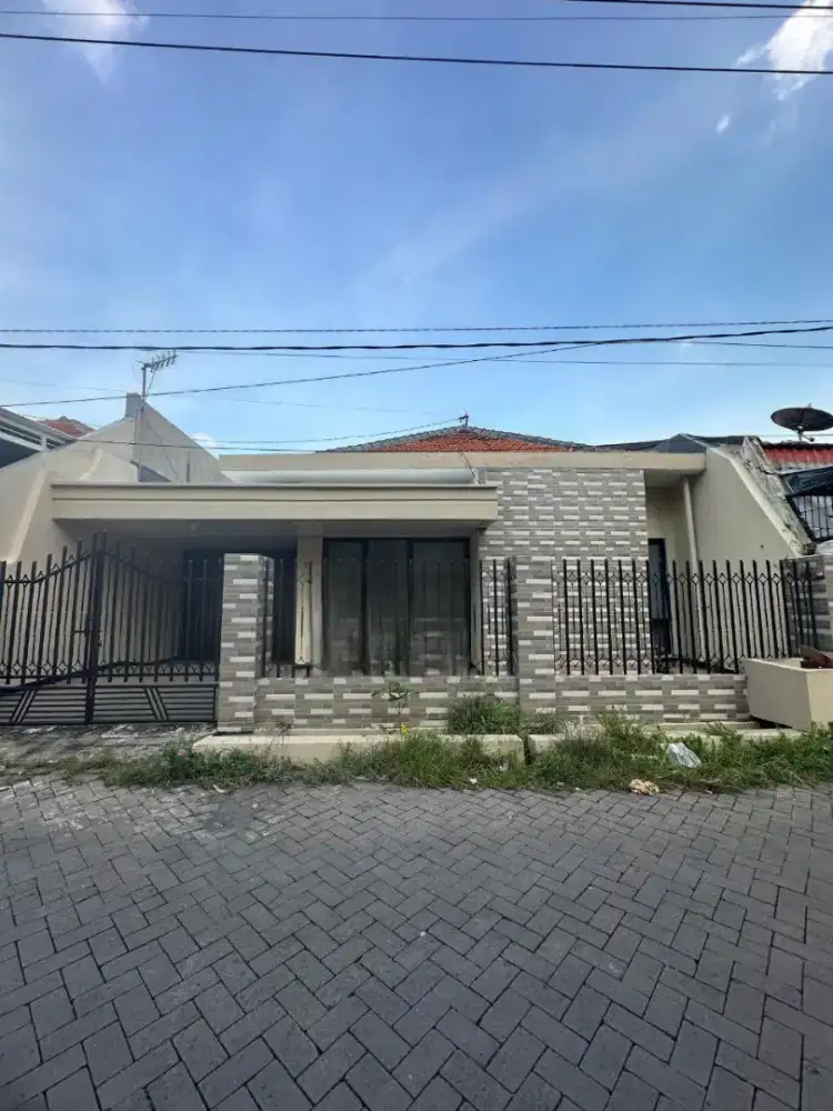 RUMAH LEBAK INDAH ROW 3 MOBIL