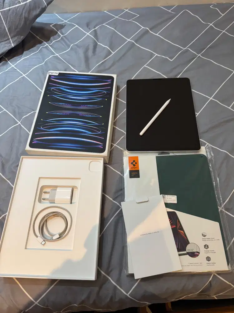 Ipad Pro M2 gen 6 12.9 inch 128gb resmi IBOX mulus space grey plus pen