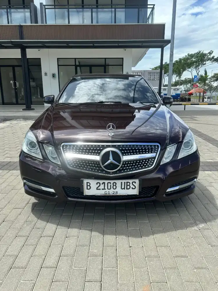 Mercedes Benz Mercy E250 2012 Mint Condition