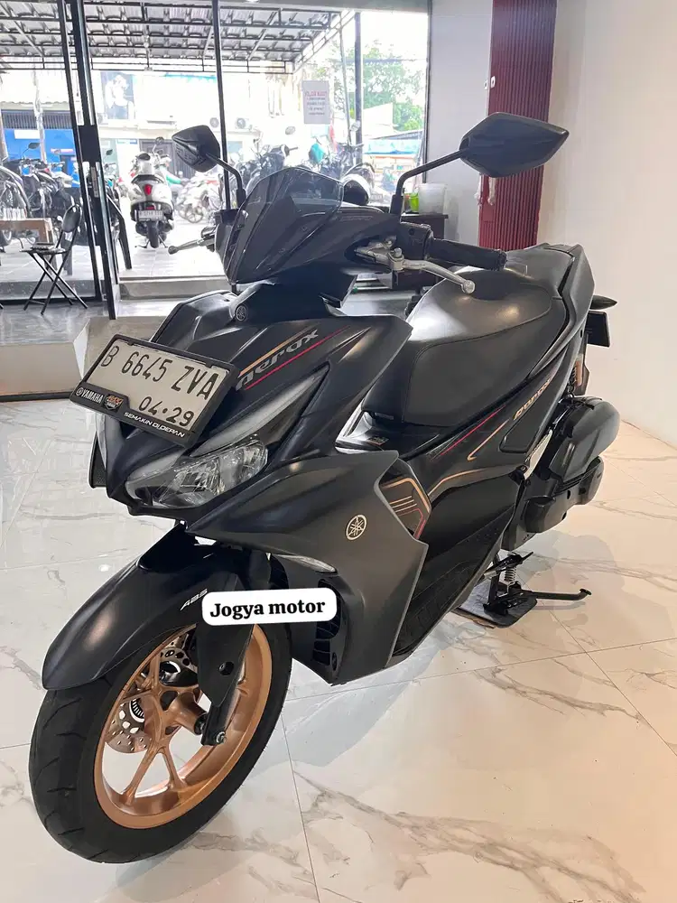1 - yamaha aerox con abs th 2024 JOGYAMOTOR