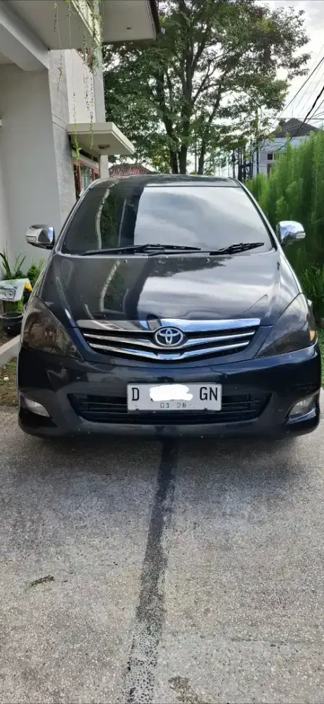 Kijang innova G matic