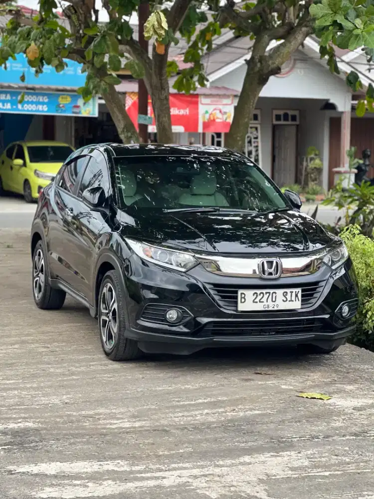 Dijual HRV E CVT 2019 low kilometer 48.000