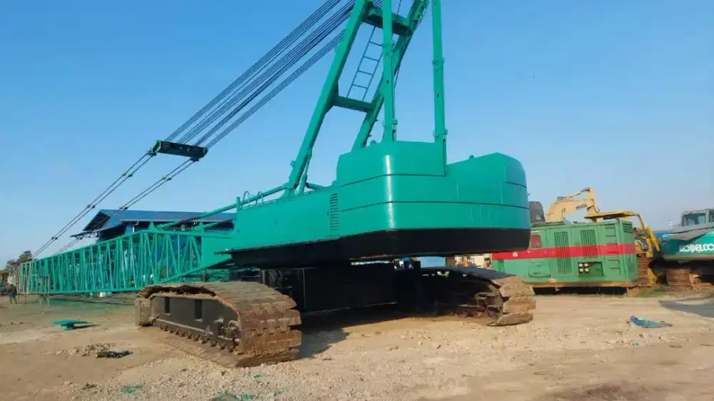 200T IHI crawler crane