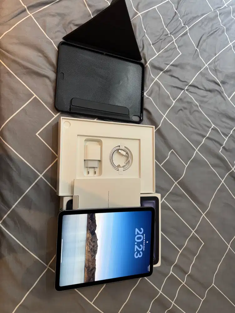 IPAD Air M3 wifi+cellular gen 7 128gb 11 inch space grey IBOX resmi