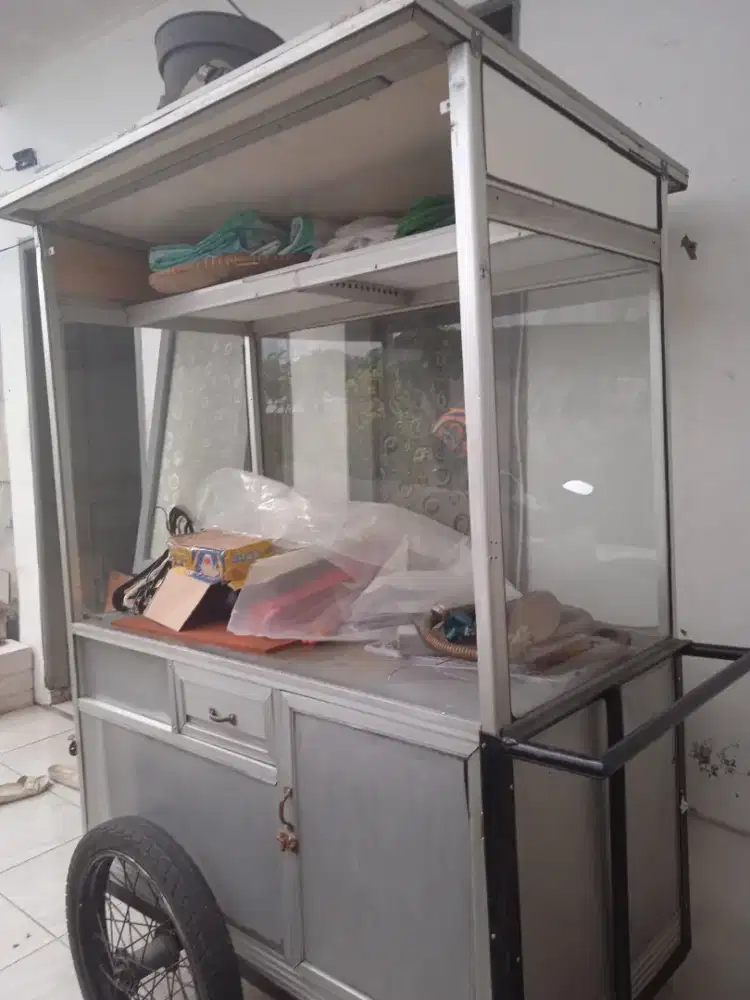 Etalase alumunium 120cm