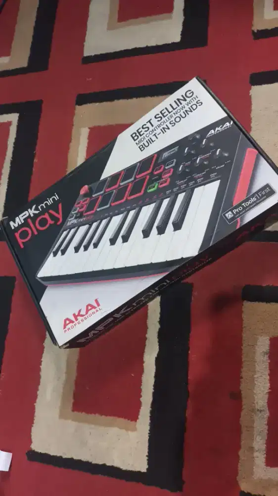 Akai MPK Mini Play