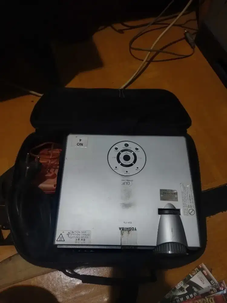 Infokus proyektor TOSHIBA