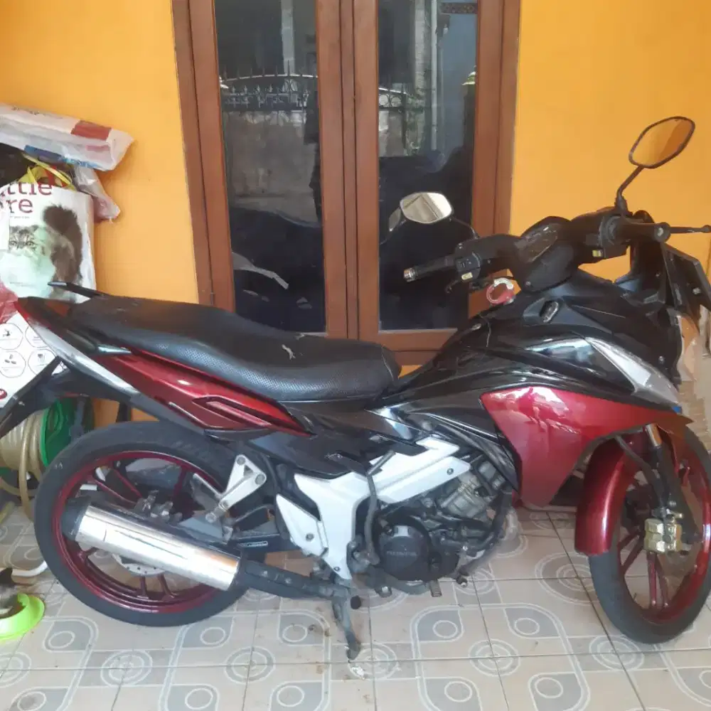Honda CS 1 2011 (Komplit)