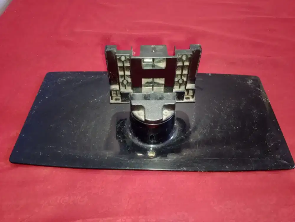 kaki dudukan tv LG 32ld450