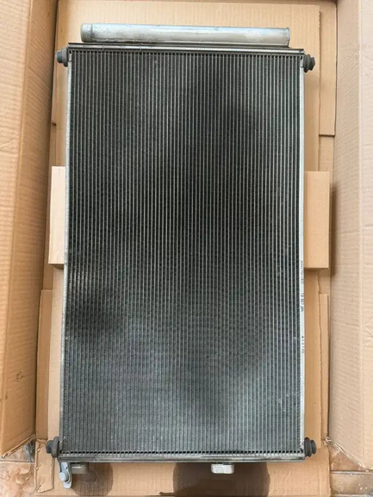 Condensor AC Denso honda mobilio