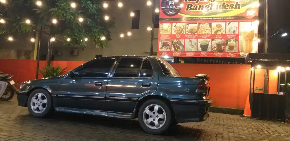 Mitsubishi Lancer 1992 Bensin