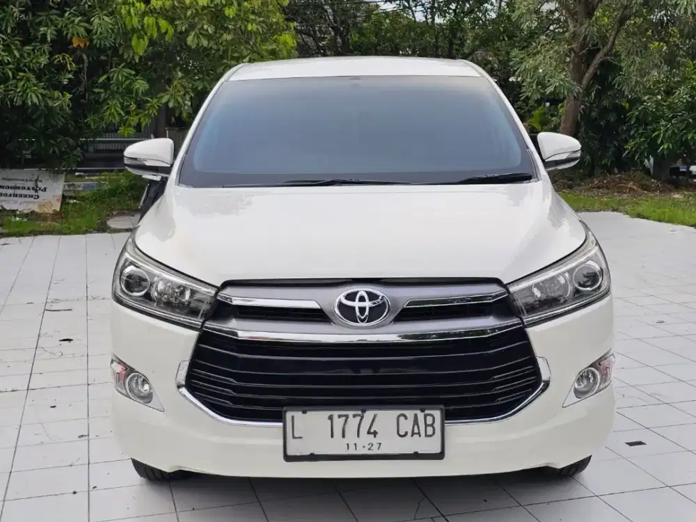 Toyota inova reborn 2.4 At