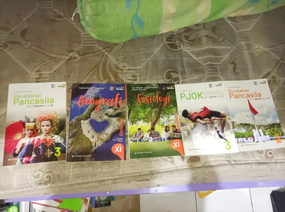 Buku Erlangga kurikulum merdeka