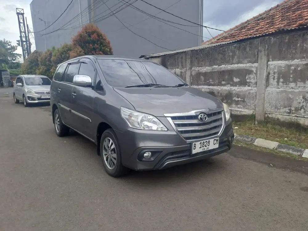 Innova G At 2015 Bensin abu tjuta doang