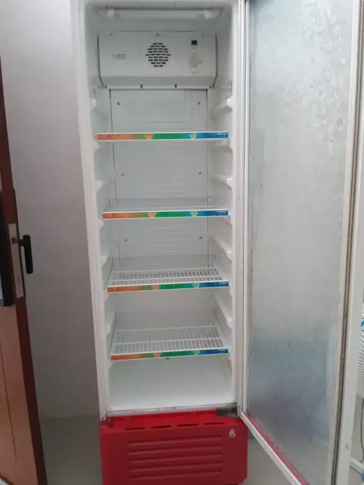 Kulkas Showcase Sanken