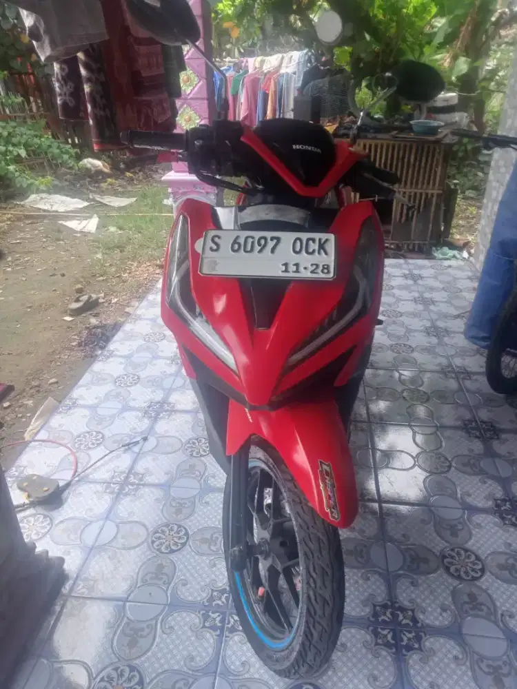 Honda vario 125 th 2018 merah
