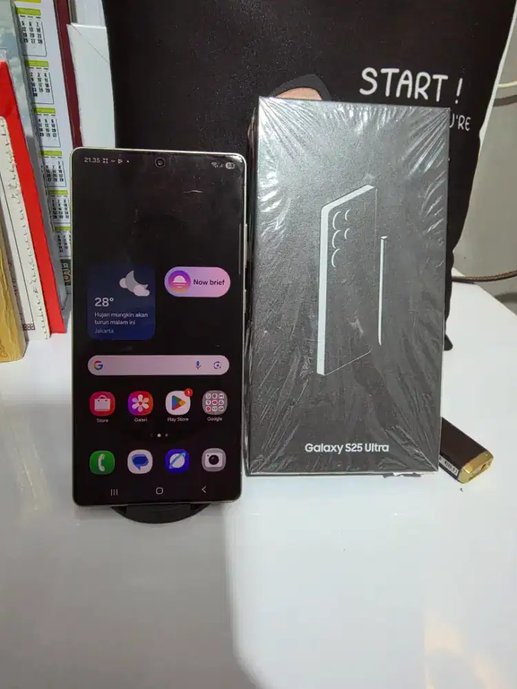 samsung S 25 ultra 256