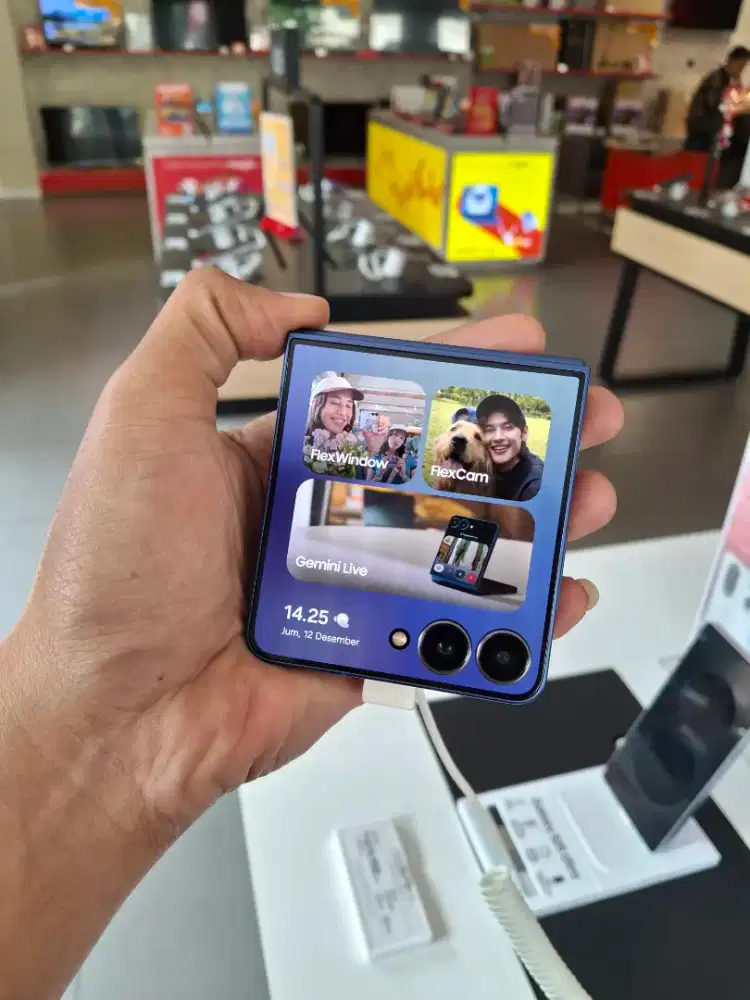 SAMSUNG Z FLIP 7 DISKON 3 JUTA PWP BUDS 3 FE, CHARGER ORI DAN SPEAKER