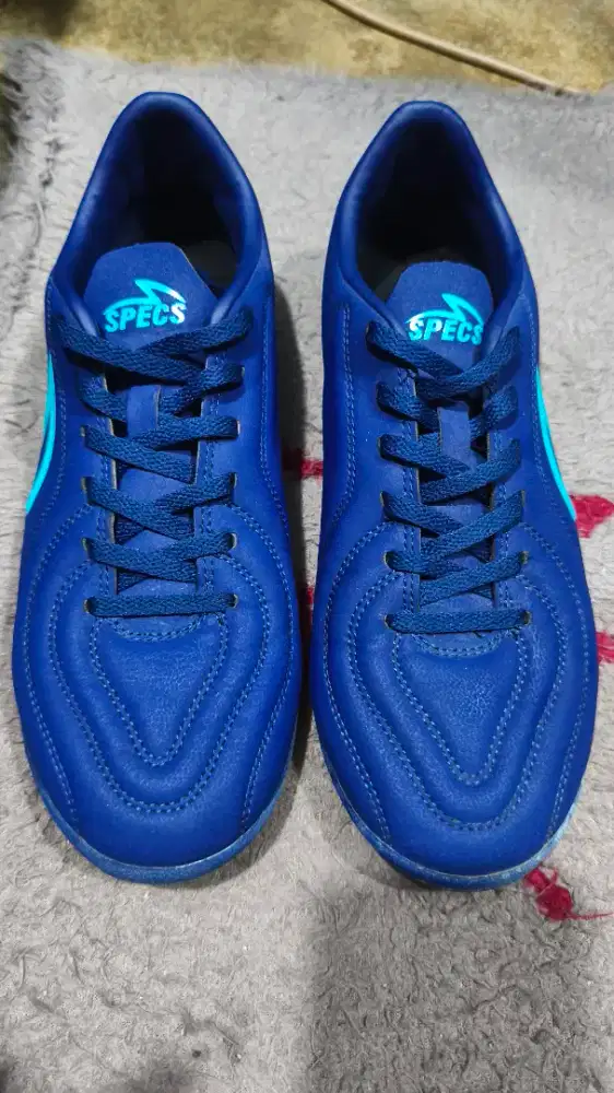 Dijual Sepatu Futsal Merek Specs