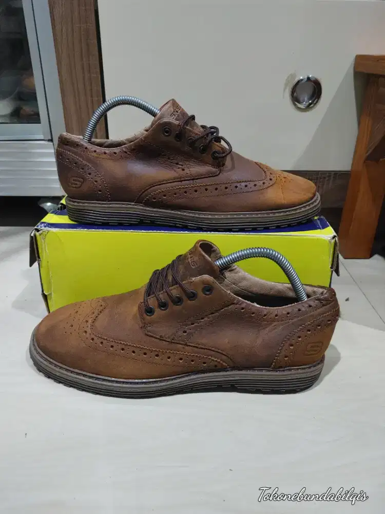 Sepatu Skechers classic fit size 39.5/40