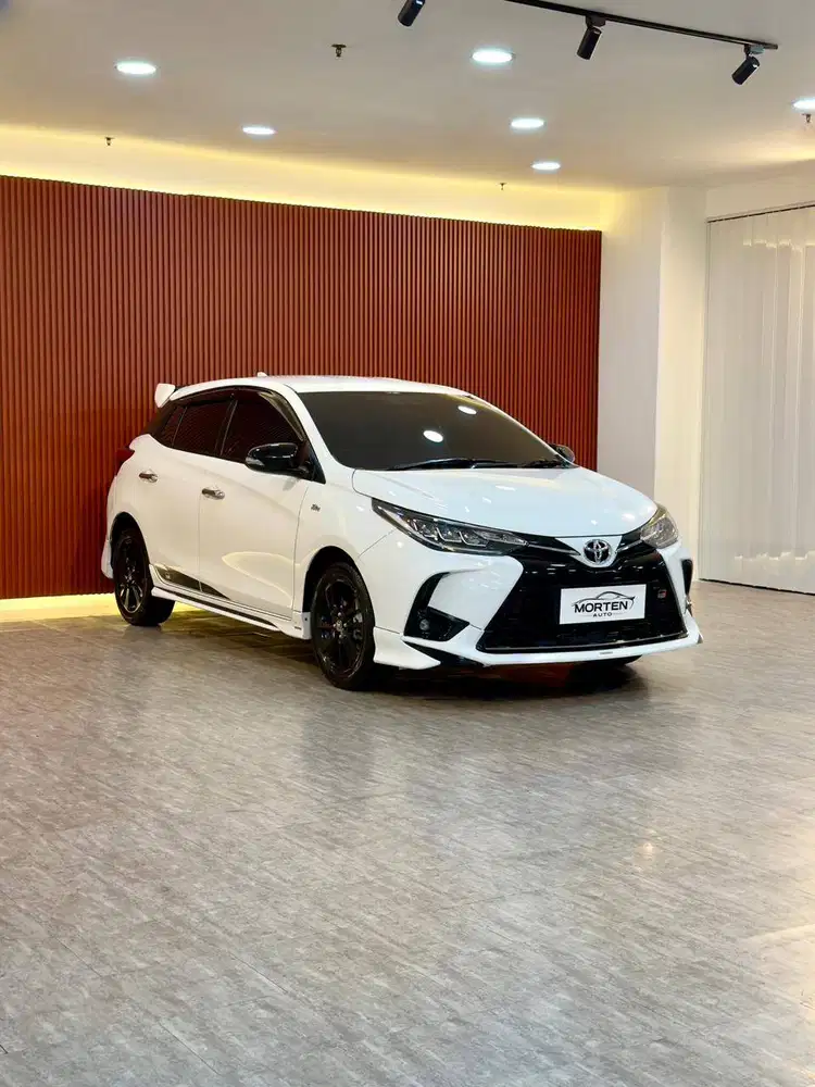 [DP 10%] Toyota Yaris 1.5 S GR Sport 2022, Putih, AT