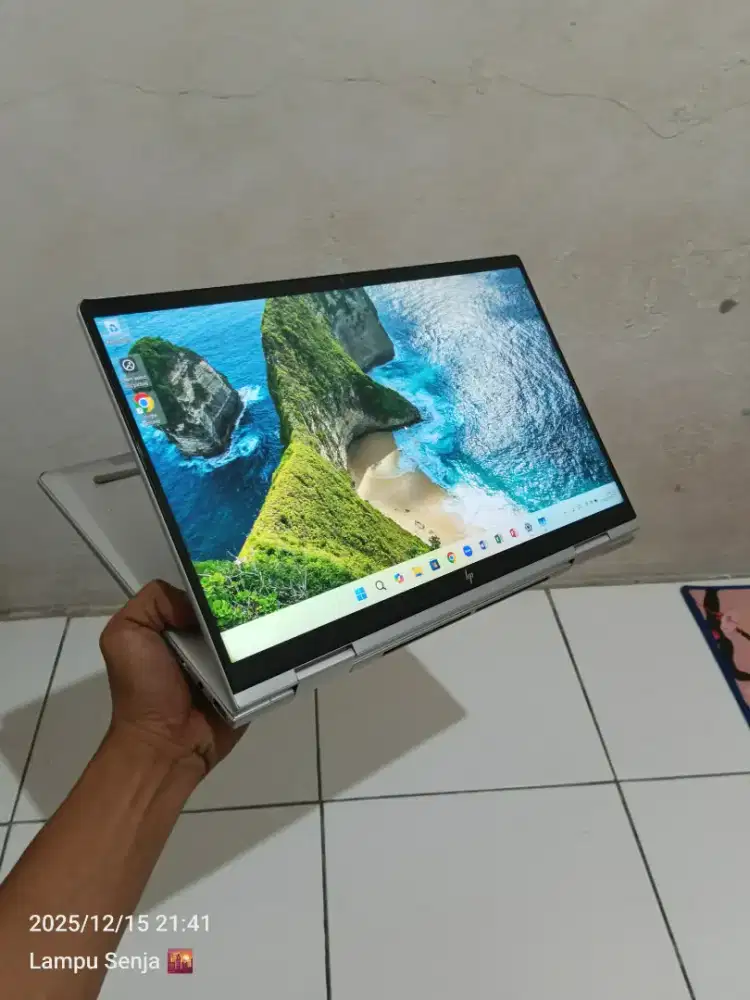 HP Envy x360 2-in-1 laptop 15-fe0xxx i7 13th