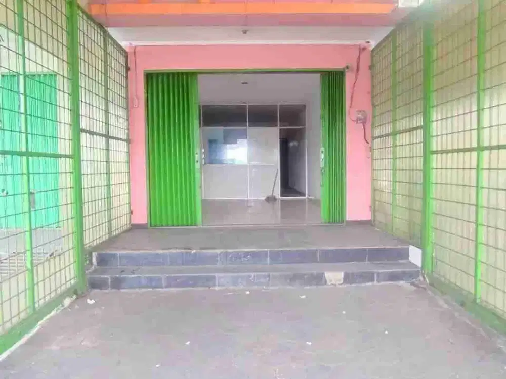 Disewakan Ruko 3 Lantai Siap Pakai di Cijengir Pinggir Jalan Raya Binong