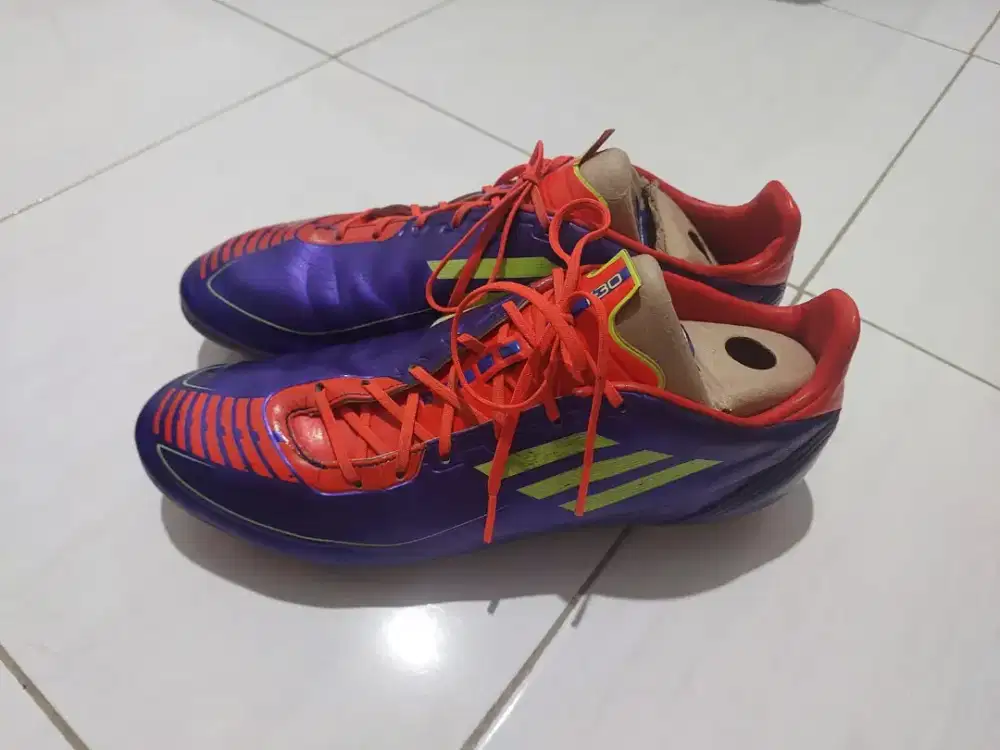 Sepatu Bola Adidas F30 Original