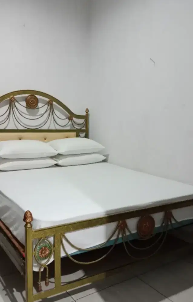 Ranjang Kasur Besi