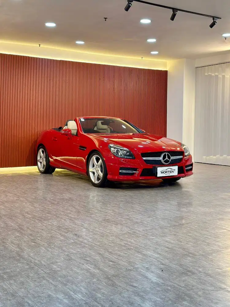 [TERMURAH] Mercedes Benz SLK 200 AMG 2013, Cabriolet, Merah