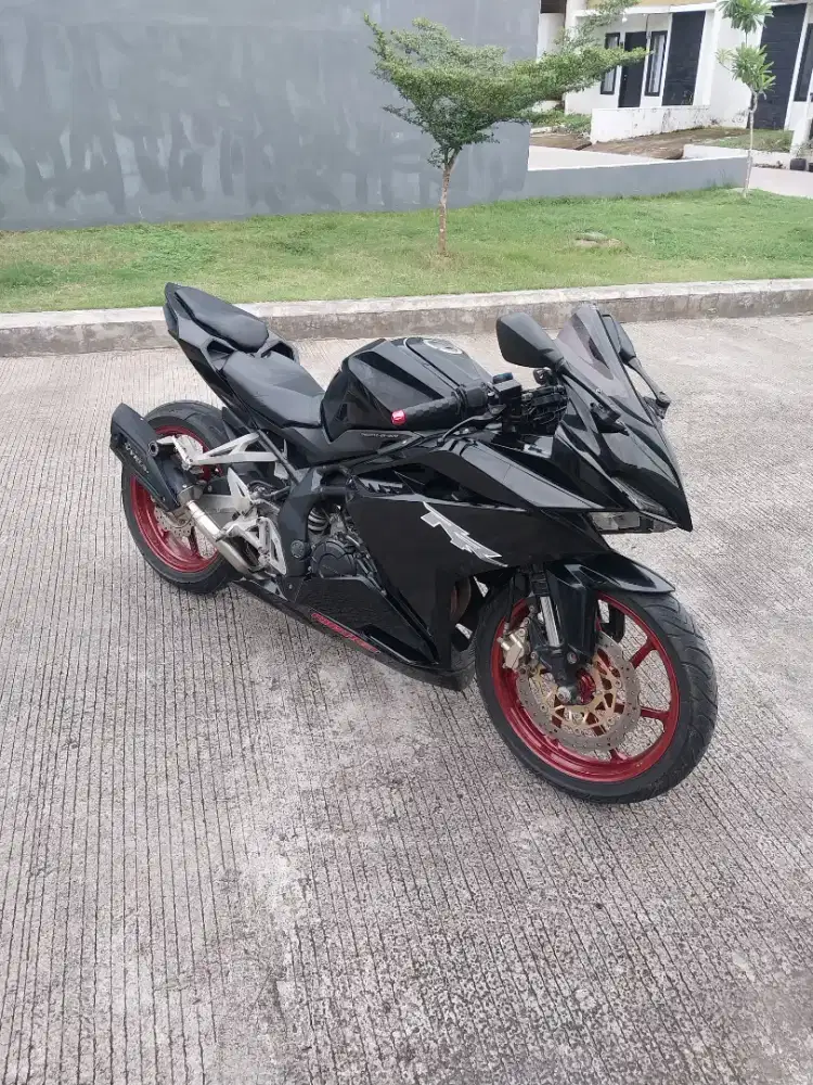 Cbr 250 RR 2019 pakai 2022