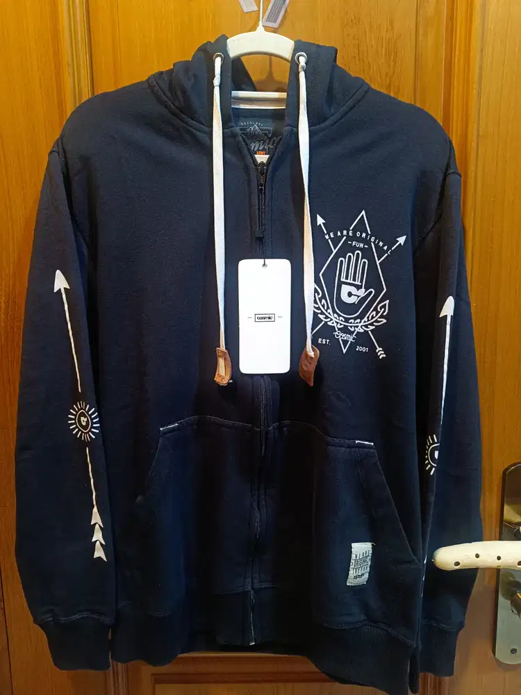 Jaket Sweater Hoodie Cosmic Indigenous Black Original Murah!