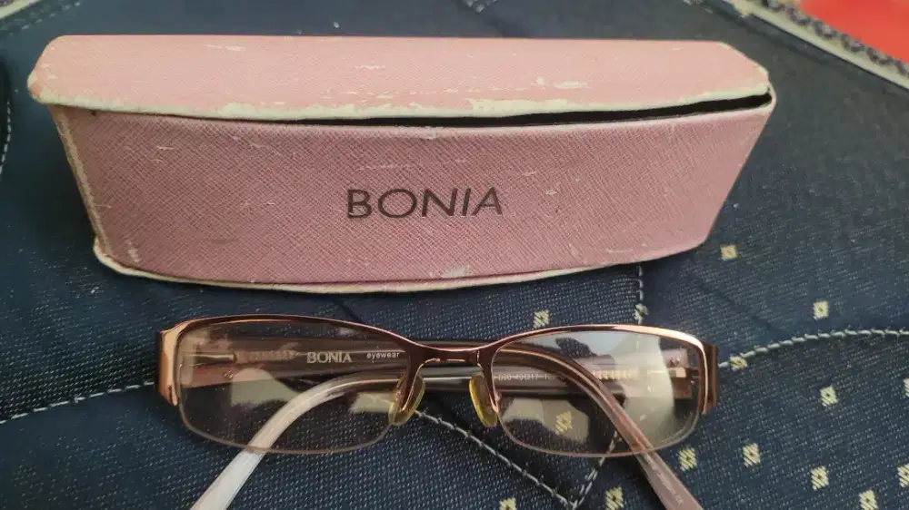 Kacamata BONIA, Ori masih mulus. BU