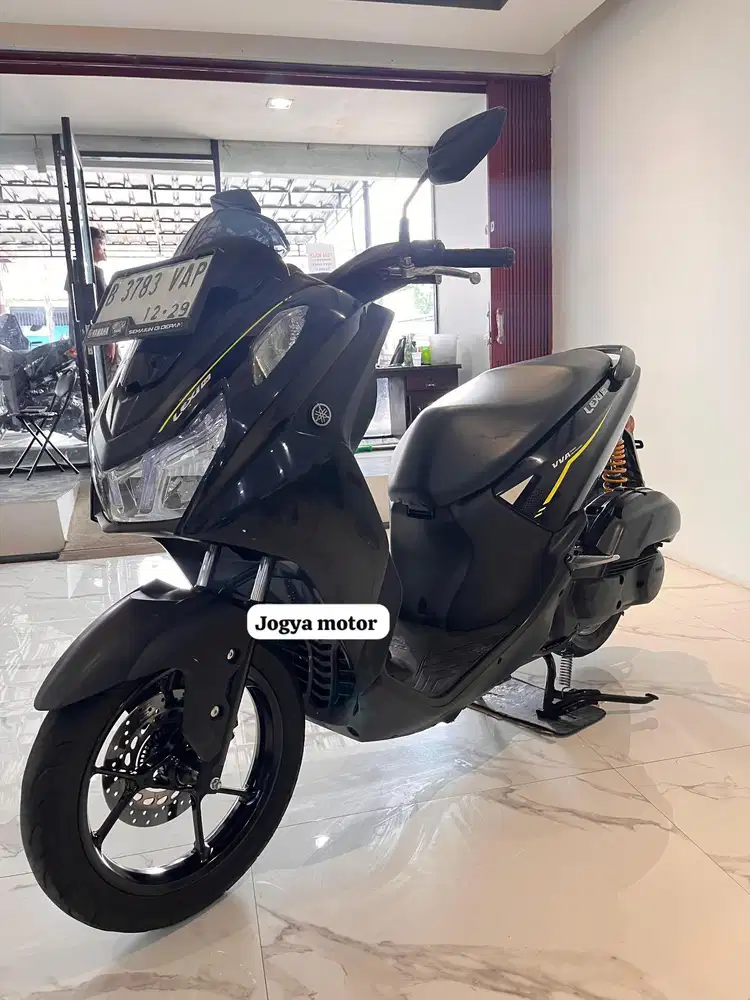 1 - yamaha lexi 155 th 2024 CASH KREDIT