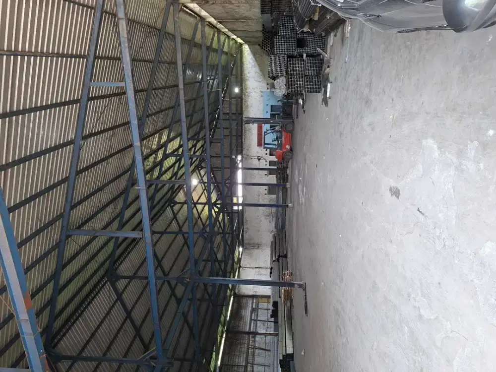 Dijual Gudang di Putat Lor Menganti