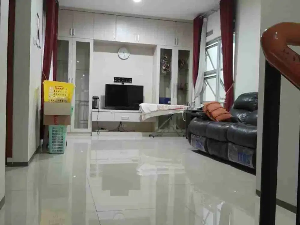 rumah siap huni sayap dago dalam cluster Cigadung dekat rumah botol Ridwan Kamil dekat ITB Dago Bandung