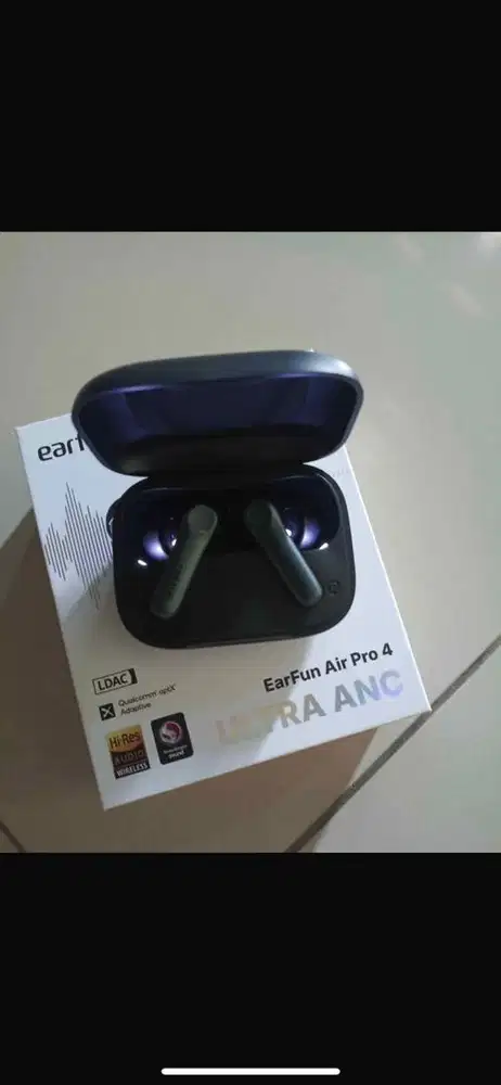 Earfun Air Pro 4