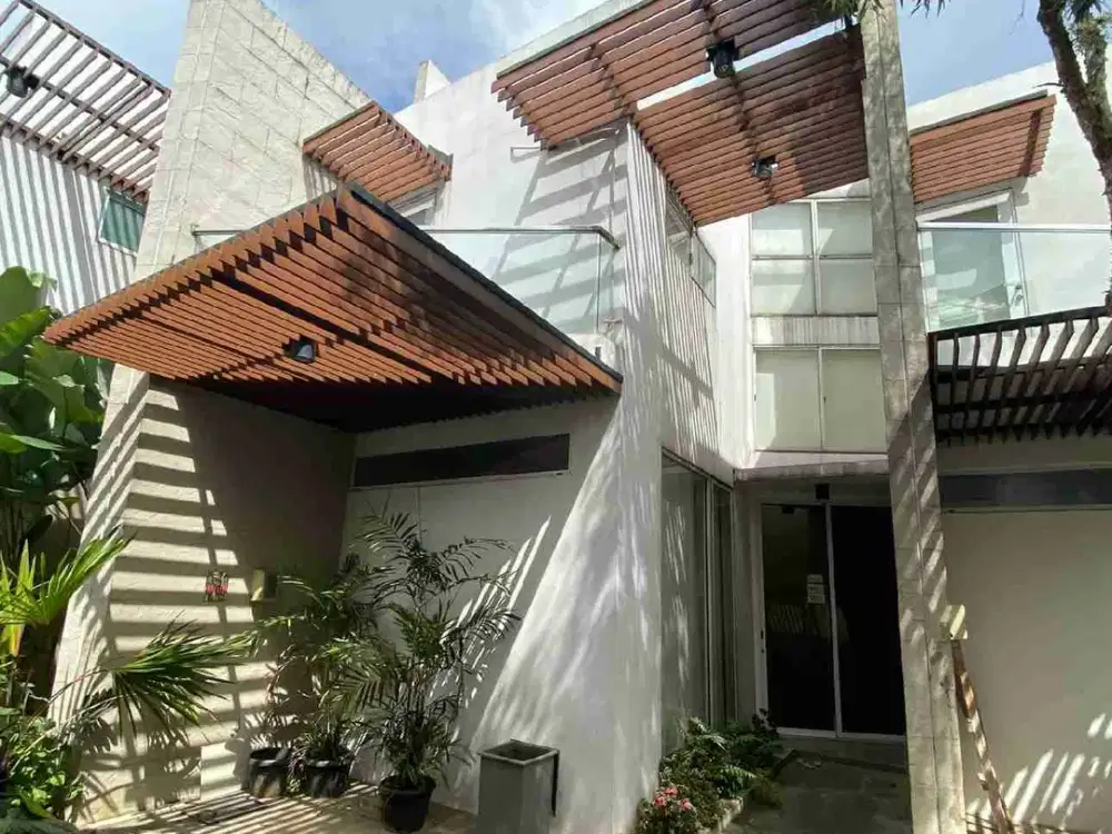Dijual Rumah Bagus Siap Huni di Discovery Bintaro -nrl