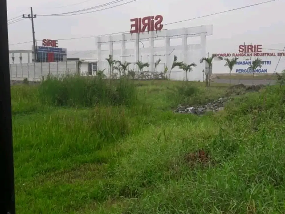 Jalan Raya Lingkar Timur