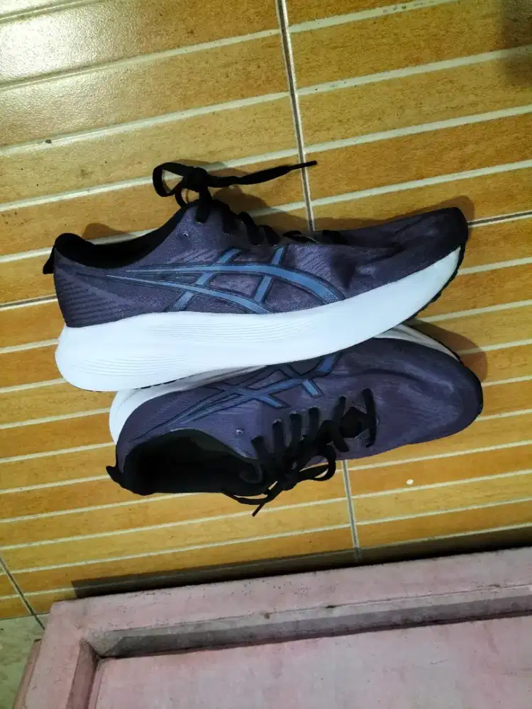 Asics nimbus 27 uk.45