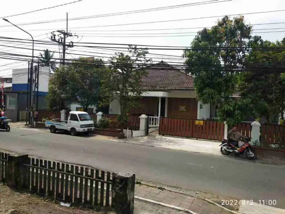 Jual rumah strategis di pusat kota Sumedang Jawa Barat, cocok usaha apa aja