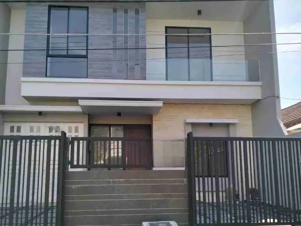 Dijual Rumah Baru Gress Manyar Kertoadi